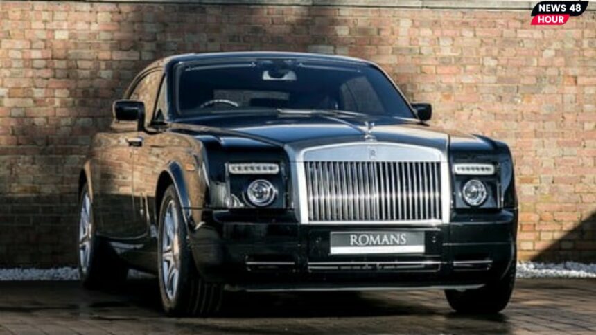 Rolls Royce Phantom :- महँगी कारो का बादशाह Rolls Royce Phantom के शानदार फीचर्स को देख कर हो जाओगे हैरान। जानिए इसके फीचर्स और कीमत को।