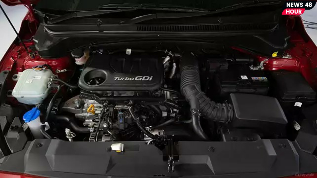 Hyundai i20 कार आपको मिलेगी दमदार इंजन और बेहतरीन माइलेज के साथ। जानिए इसके फीचर्स और कीमत के बारे में।
