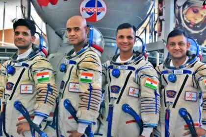Gaganyaan Mission Astronauts :- जानिए वो कौनसे चार यात्री है जो जाने वाले है अंतरिक्ष में। चारो यात्रियों से जुड़ी जानकारी हासिल करने के लिए पढ़िए पूरी खबर।